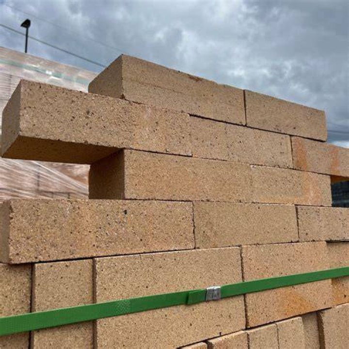 Are clay bricks fireproof