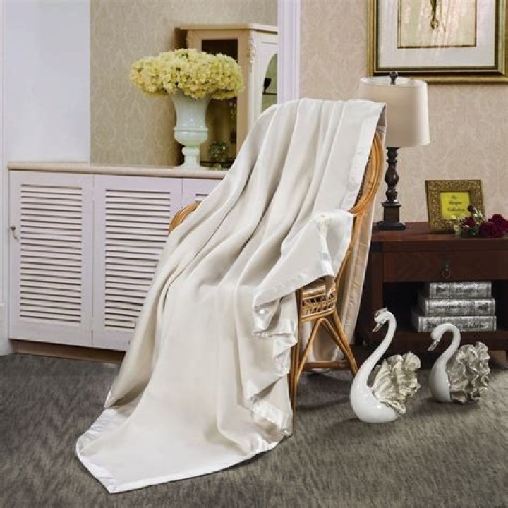 Are silk blankets good