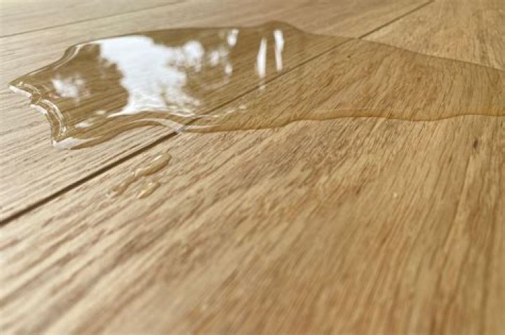 Can engineered hardwood get wet