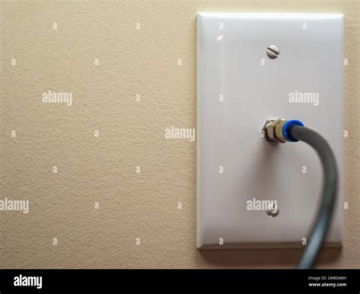 Can you plug cable modem into any cable outlet