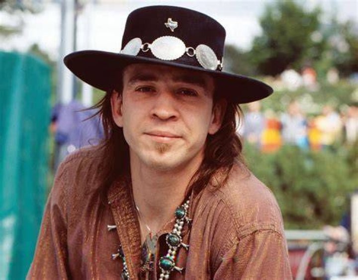 Did Stevie Ray Vaughan use a pick