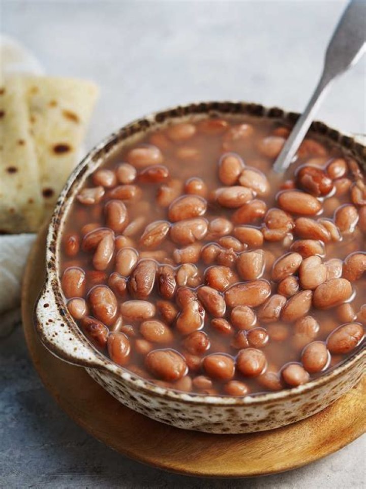 Do Mexicans eat pinto beans