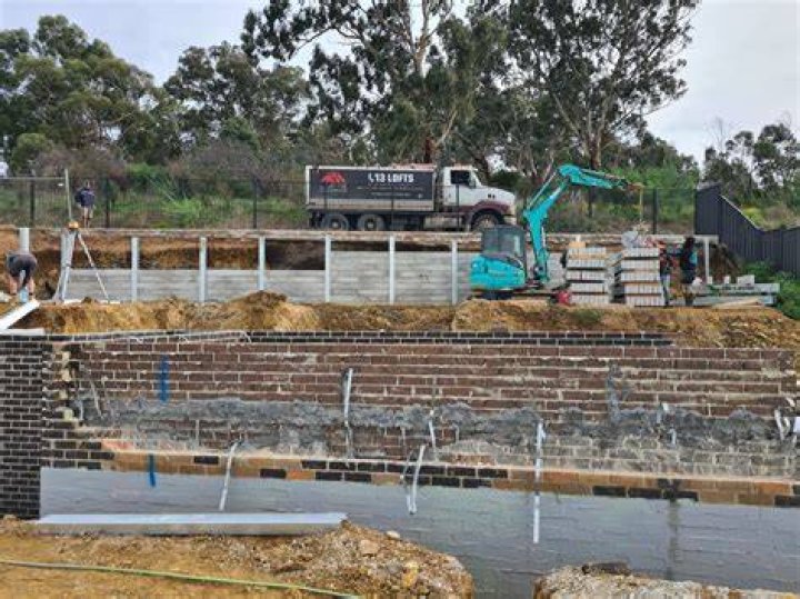 Do retaining walls work