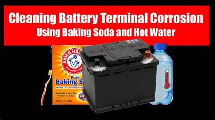 Does baking soda clean battery corrosion