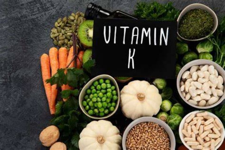 Does bananas have vitamin K