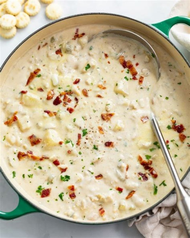 Does Boudin clam chowder have bacon