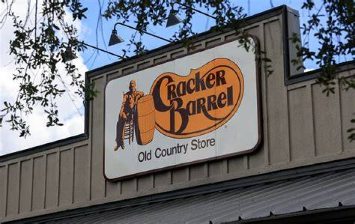 Does Cracker Barrel have shakes
