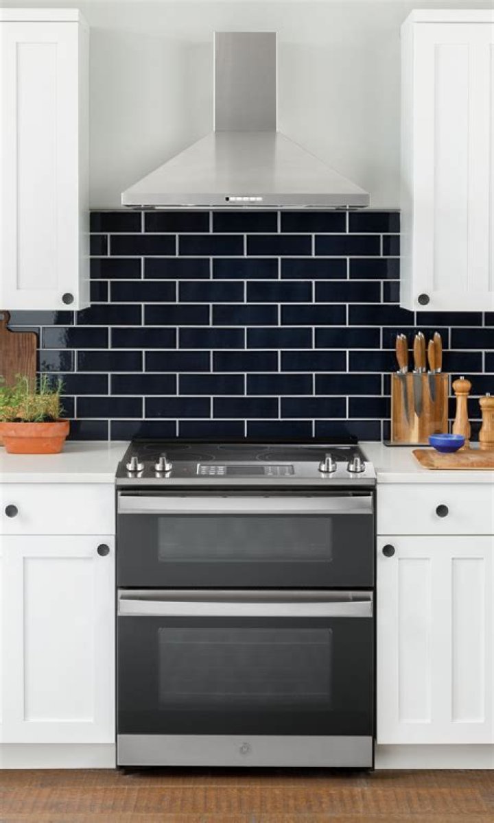 Does Sears sell GE appliances