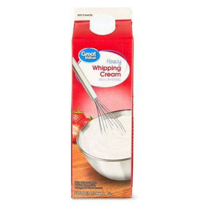 Does whip cream have carbs