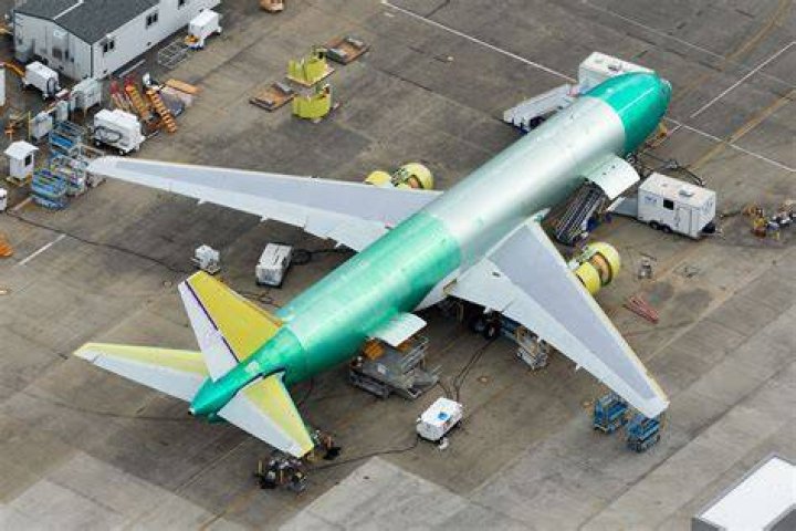 How big is a 767