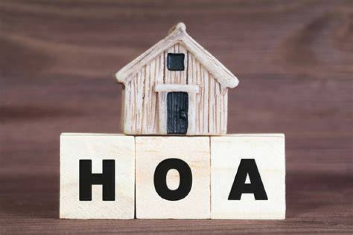 How can Hoa enforce rules