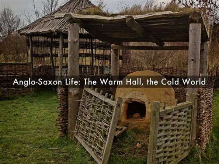 How did Anglo Saxons keep warm