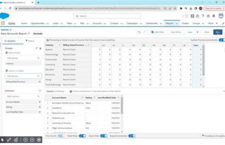 How do I create a matrix report in Salesforce lightning