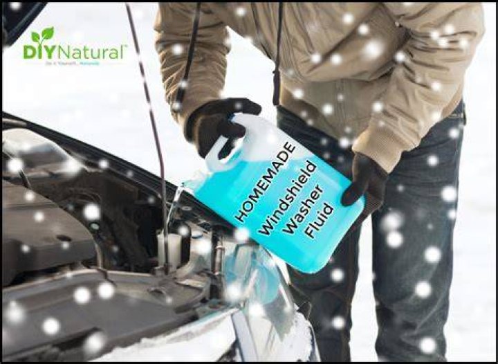 How do you make windshield wiper fluid for the winter