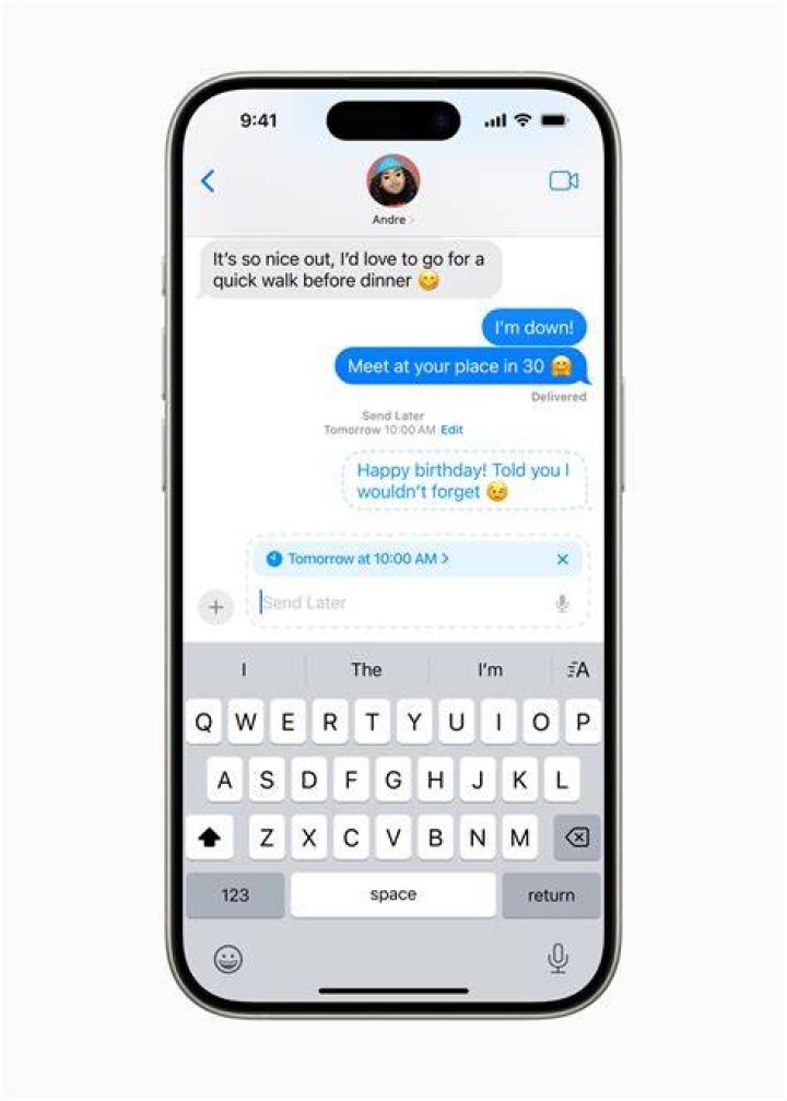 How do you send peek messages on iPhone