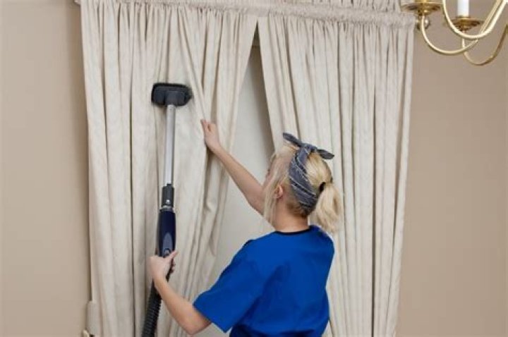 How do you wash 100 polyester curtains