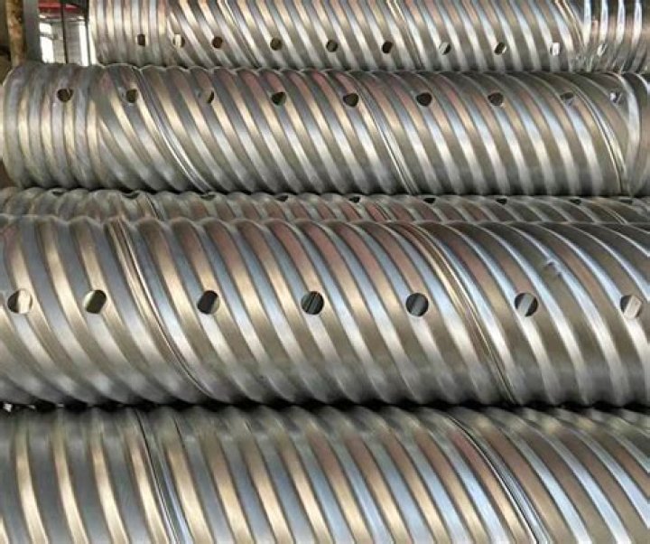 How does perforated corrugated pipe work