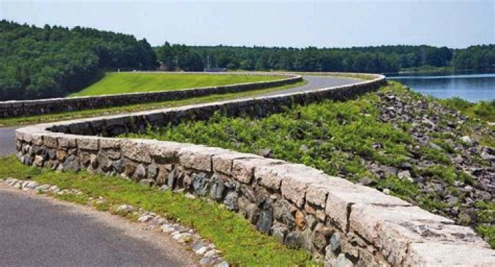 How does the Quabbin Reservoir work