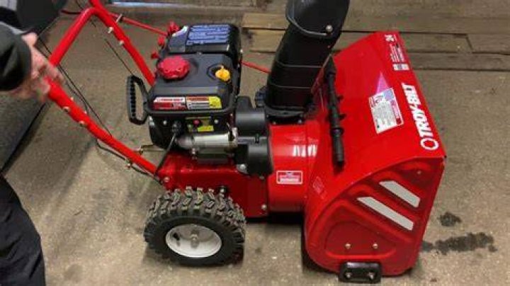 How long should a snowblower last