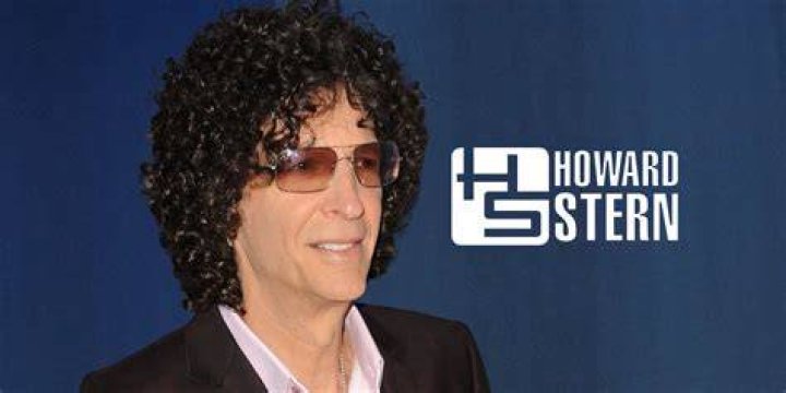 How many days a week does Howard Stern work