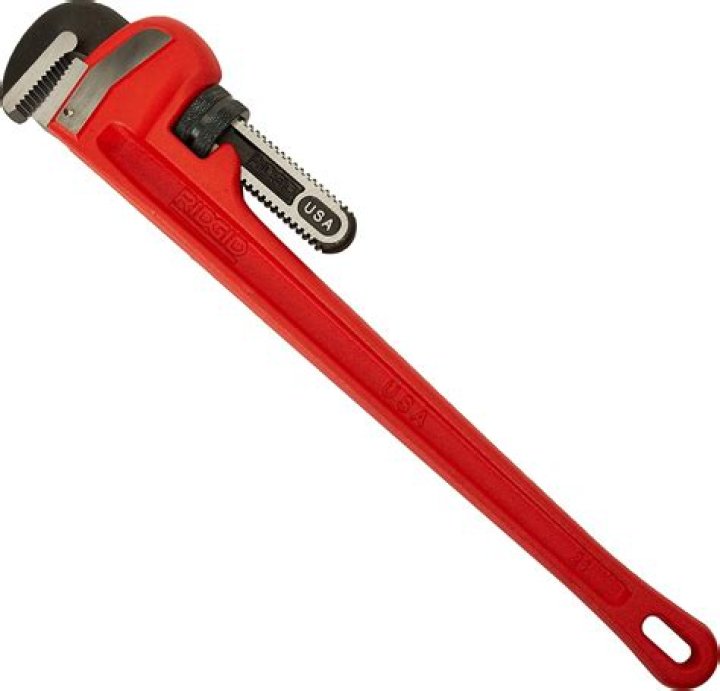 Is a socket wrench a pipe wrench