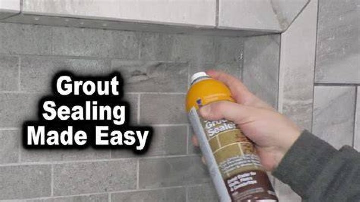 Is grout the same as Thinset
