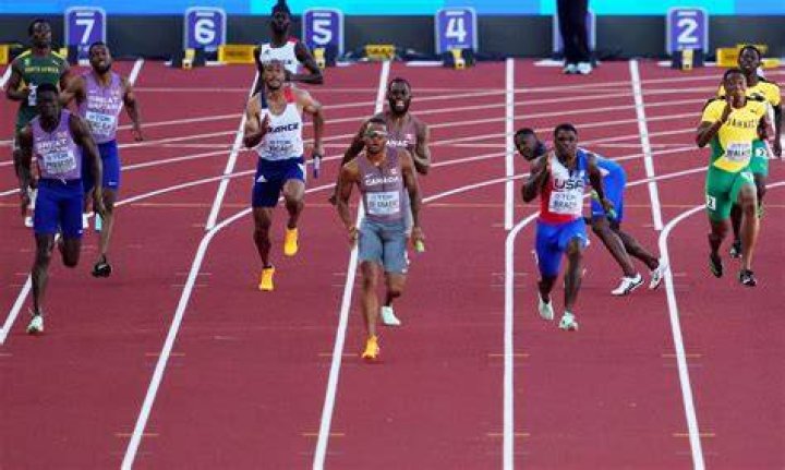 What are the different relay races