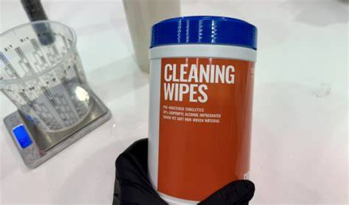 What cleans silicone oil