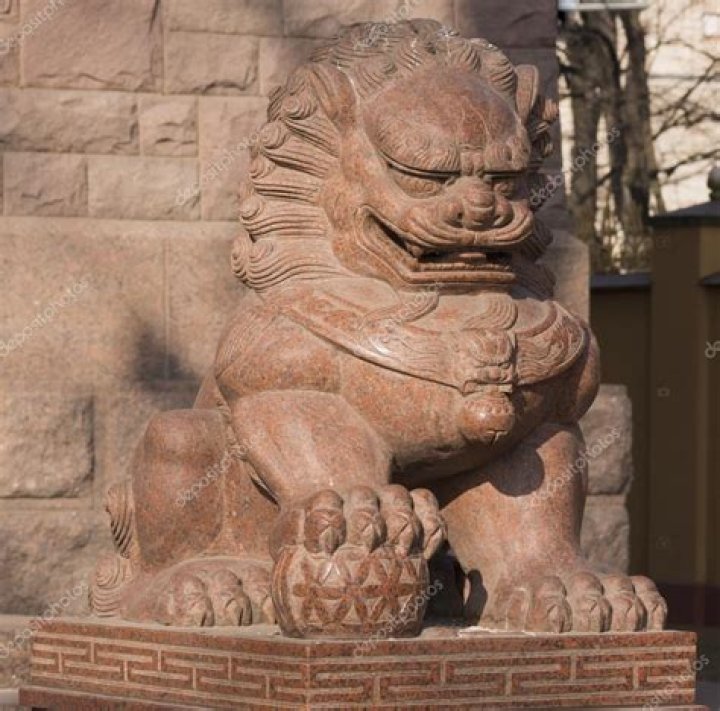 What do stone lions represent