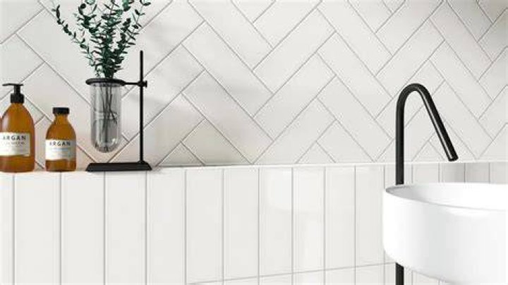 What goes behind wall tile