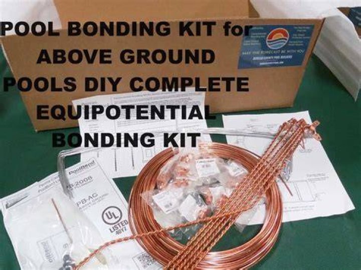 What is a pool bonding wire