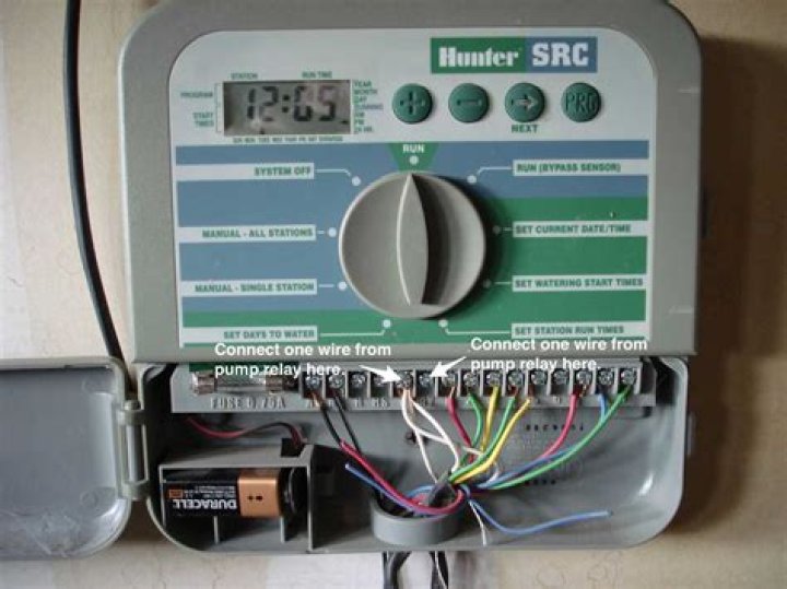 What is a pump start relay