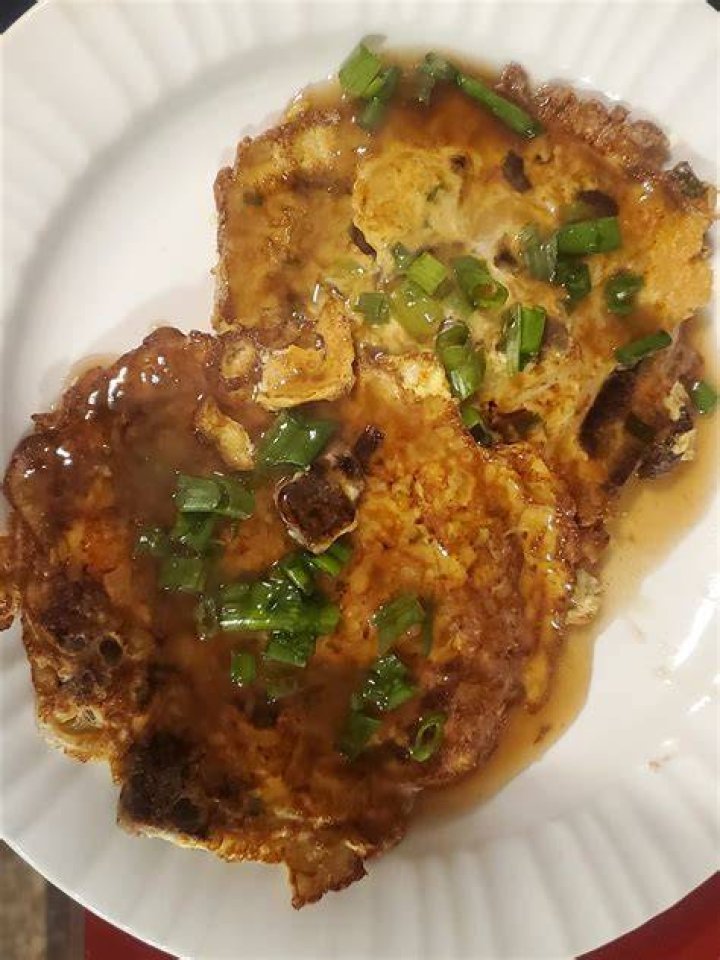 What is shrimp egg foo young made of