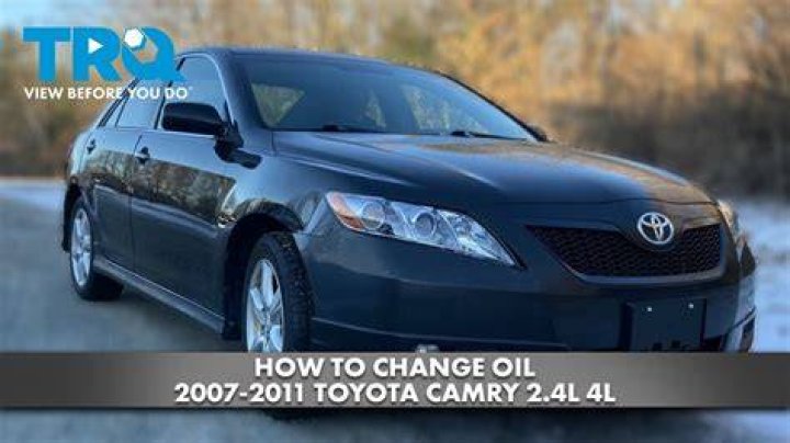 What oil does a 2011 Camry use