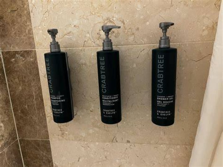 What shampoo does Costco carry