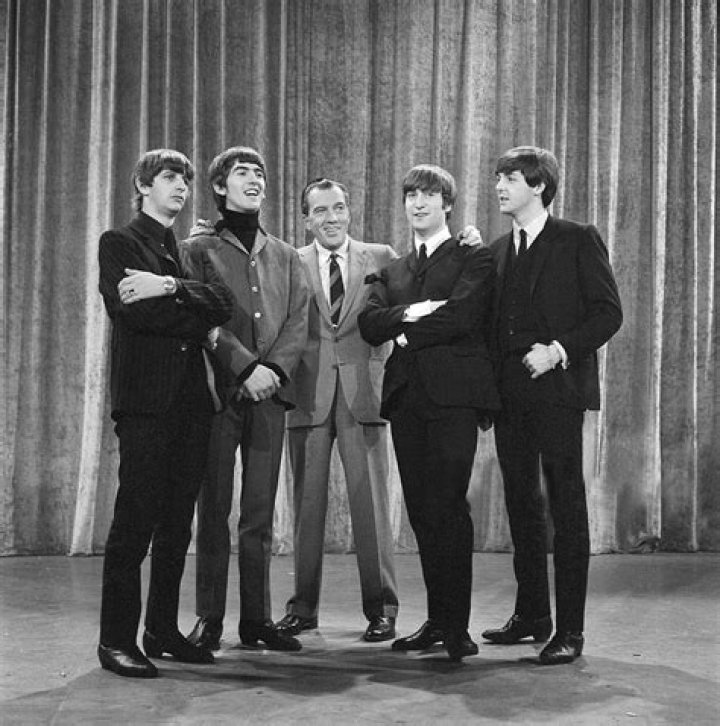 When did the Beatlemania start