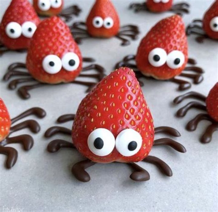 Where do strawberry spiders live