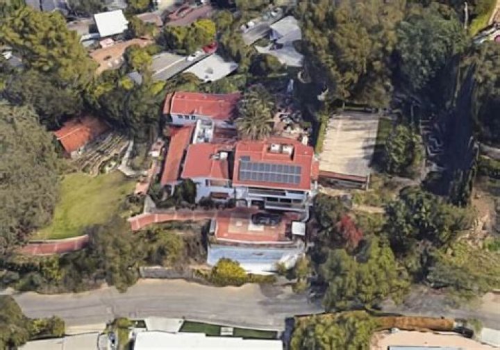 Where does William Shatner live today