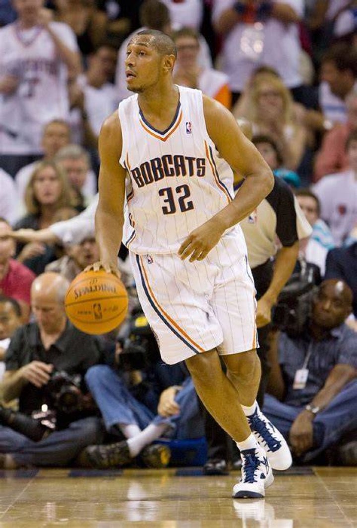 Where is Boris Diaw