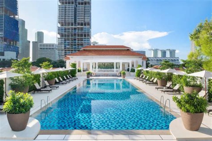 Who stayed at Raffles